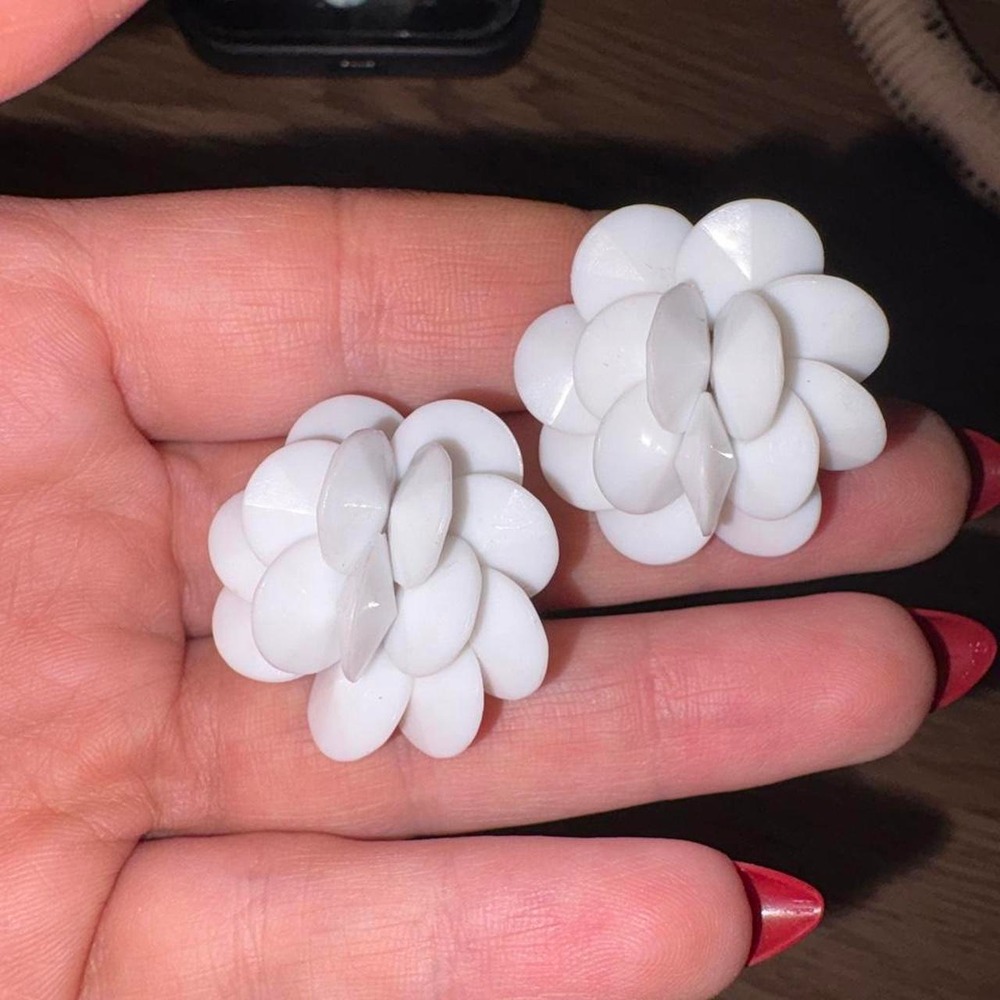 10-Hongkong vintage earrings